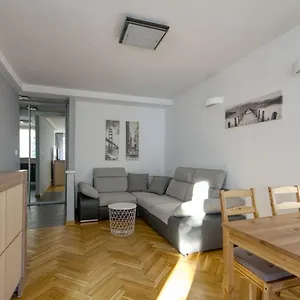 https://aleja-3-maja-7b-by-homeprime.warsawhotelspoland.com